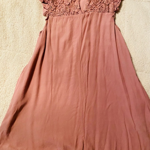 Vici mini Dress with Lace Detail, has Pockets |Size Small - Picture 6 of 10